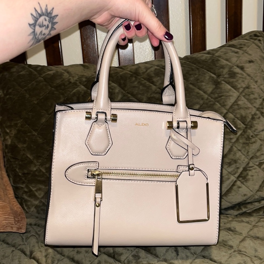 Aldo handbag (straps not included) Has pockets inside and out. Great condition!